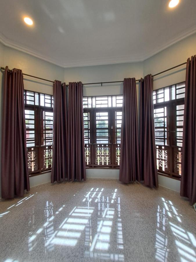 Zn Homestay Gong Badak Kampong Pengkalan Maras Экстерьер фото