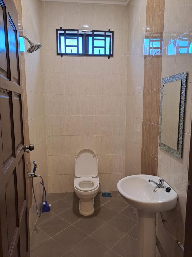 Zn Homestay Gong Badak Kampong Pengkalan Maras Экстерьер фото